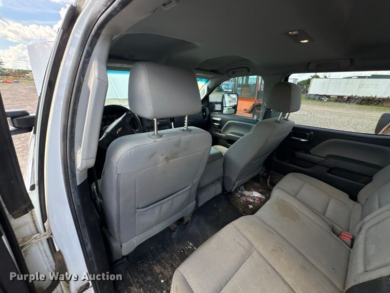 image for item DU9240 2019 Chevrolet Silverado 2500HD Crew Cab pickup truck