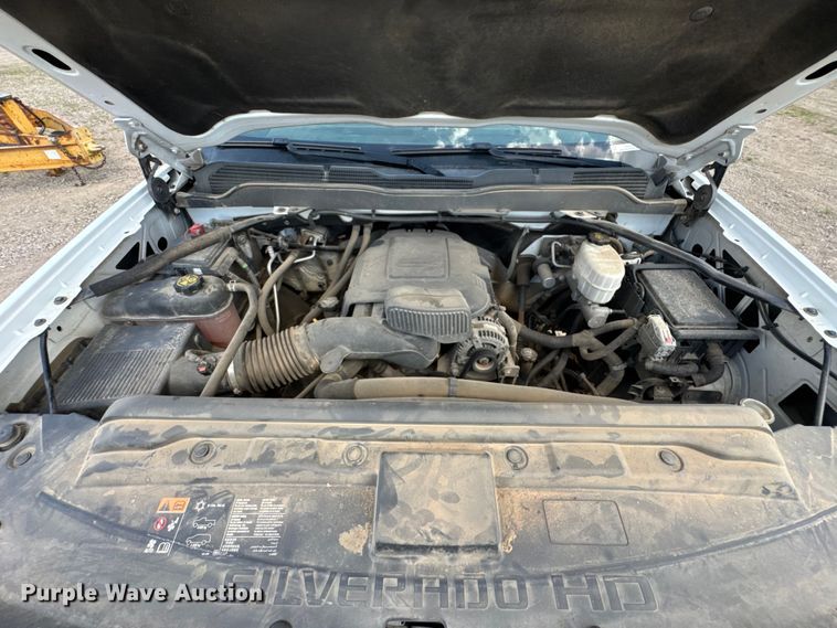 image for item DU9240 2019 Chevrolet Silverado 2500HD Crew Cab pickup truck