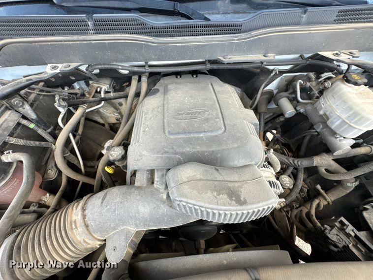 image for item DU9240 2019 Chevrolet Silverado 2500HD Crew Cab pickup truck