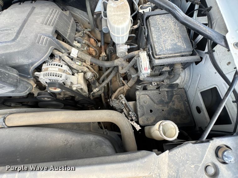 image for item DU9240 2019 Chevrolet Silverado 2500HD Crew Cab pickup truck