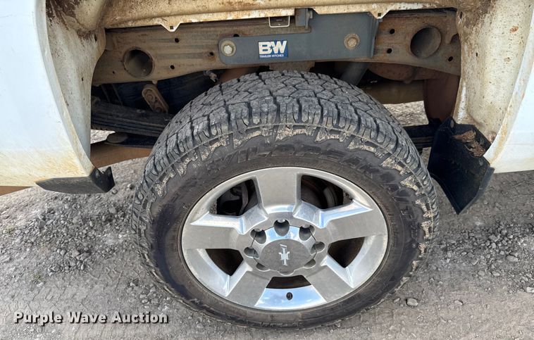 image for item DU9240 2019 Chevrolet Silverado 2500HD Crew Cab pickup truck