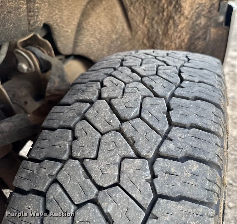 image for item DU9240 2019 Chevrolet Silverado 2500HD Crew Cab pickup truck