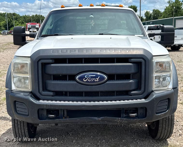 image for item DU9241 2013 Ford F550 flatbed truck