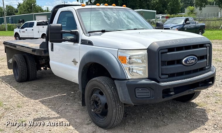image for item DU9241 2013 Ford F550 flatbed truck