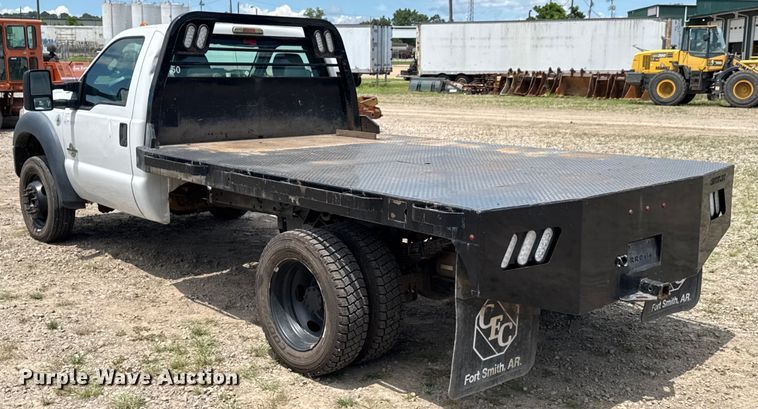 image for item DU9241 2013 Ford F550 flatbed truck