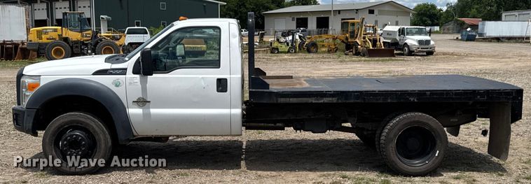 image for item DU9241 2013 Ford F550 flatbed truck