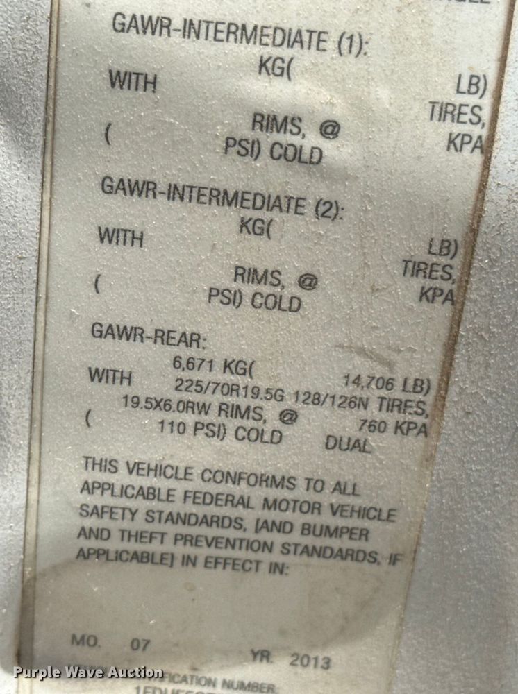 image for item DU9241 2013 Ford F550 flatbed truck