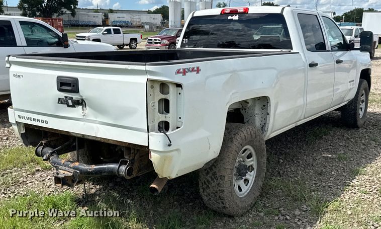 image for item DU9242 2015 Chevrolet Silverado 2500HD Crew Cab pickup truck