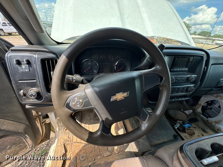 image for item DU9242 2015 Chevrolet Silverado 2500HD Crew Cab pickup truck