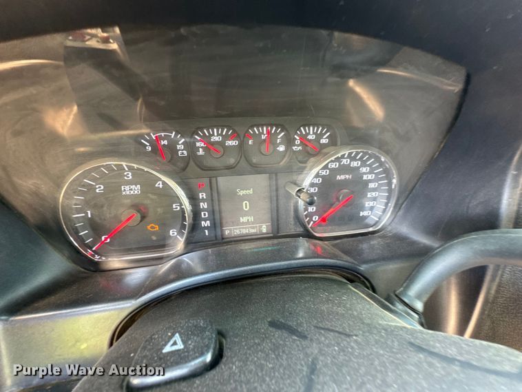 image for item DU9242 2015 Chevrolet Silverado 2500HD Crew Cab pickup truck