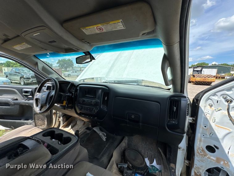 image for item DU9242 2015 Chevrolet Silverado 2500HD Crew Cab pickup truck