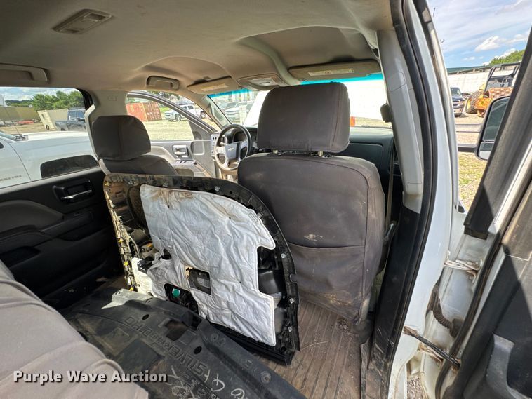 image for item DU9242 2015 Chevrolet Silverado 2500HD Crew Cab pickup truck