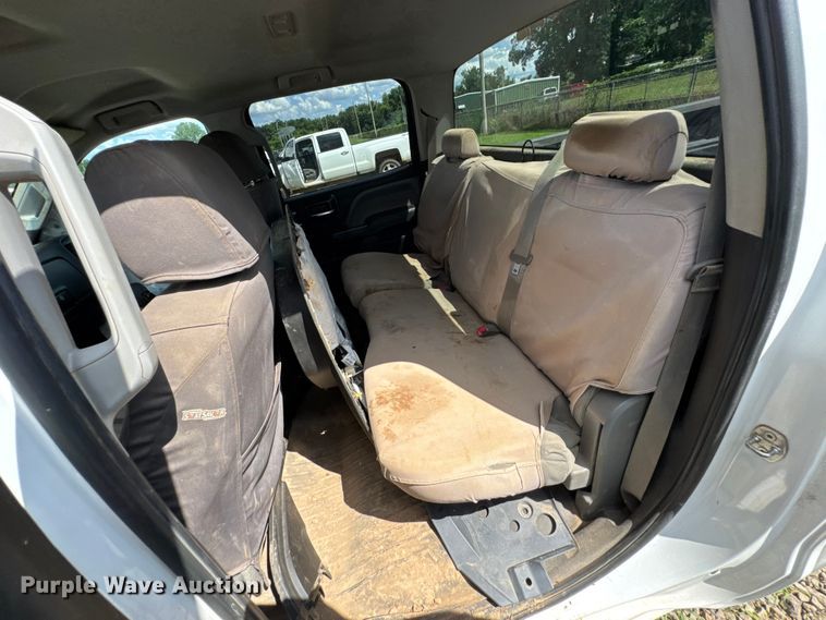 image for item DU9242 2015 Chevrolet Silverado 2500HD Crew Cab pickup truck