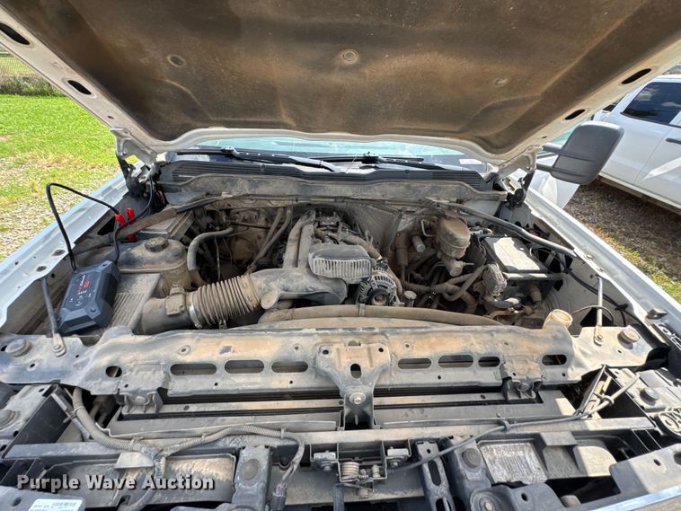 image for item DU9242 2015 Chevrolet Silverado 2500HD Crew Cab pickup truck