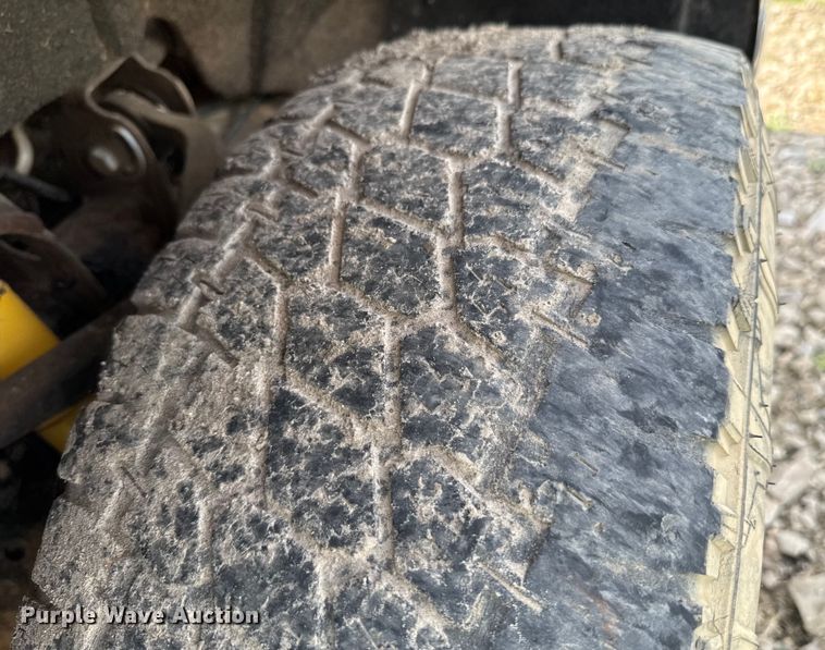 image for item DU9242 2015 Chevrolet Silverado 2500HD Crew Cab pickup truck