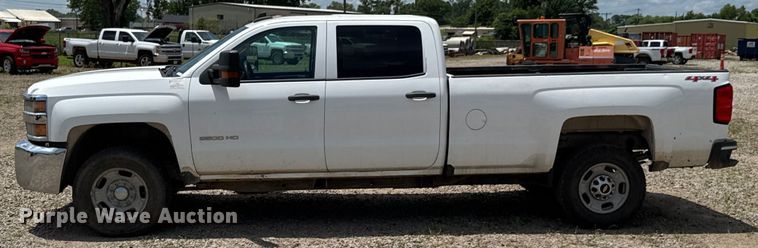 image for item DU9243 2016 Chevrolet Silverado 2500HD Crew Cab pickup truck