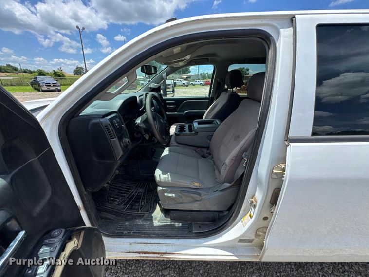 image for item DU9243 2016 Chevrolet Silverado 2500HD Crew Cab pickup truck