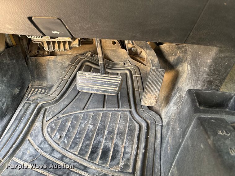 image for item DU9243 2016 Chevrolet Silverado 2500HD Crew Cab pickup truck