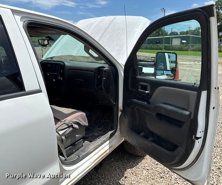 image for item DU9243 2016 Chevrolet Silverado 2500HD Crew Cab pickup truck