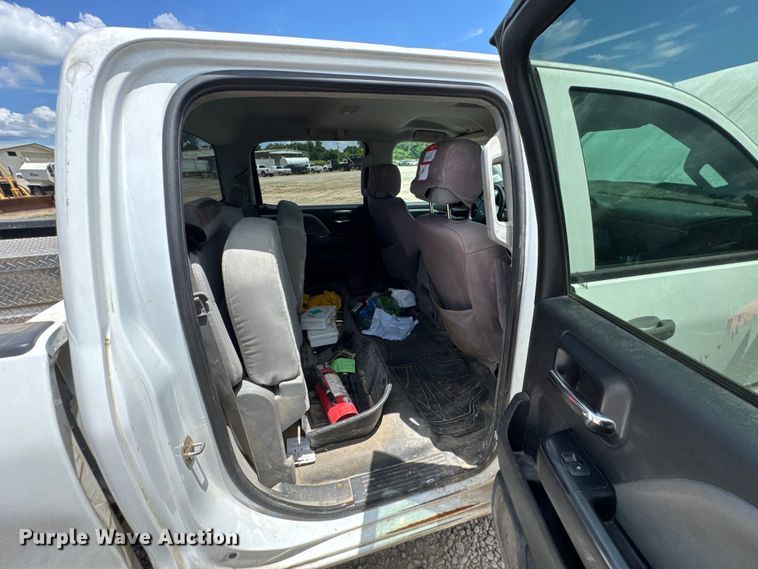 image for item DU9243 2016 Chevrolet Silverado 2500HD Crew Cab pickup truck