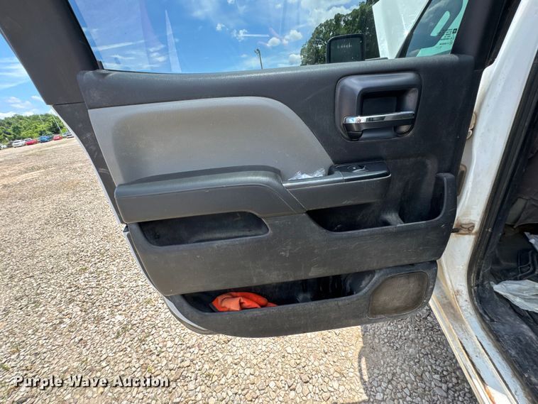 image for item DU9243 2016 Chevrolet Silverado 2500HD Crew Cab pickup truck