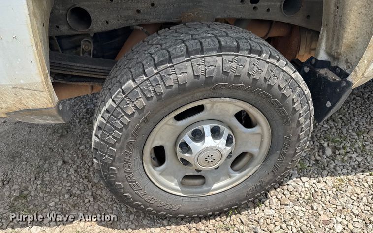 image for item DU9243 2016 Chevrolet Silverado 2500HD Crew Cab pickup truck