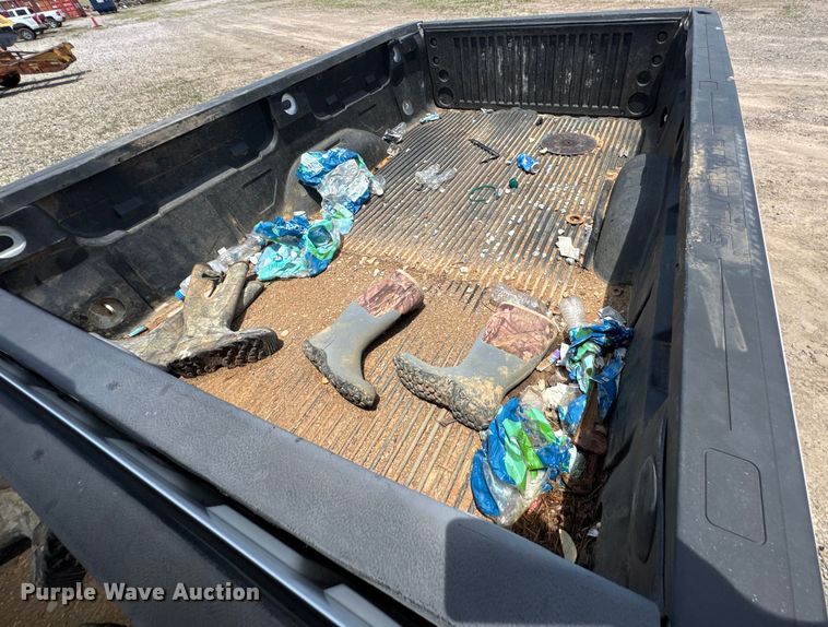 image for item DU9244 2016 Chevrolet Silverado 2500HD Crew Cab pickup truck