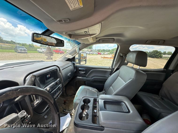 image for item DU9244 2016 Chevrolet Silverado 2500HD Crew Cab pickup truck