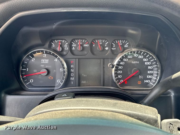 image for item DU9244 2016 Chevrolet Silverado 2500HD Crew Cab pickup truck