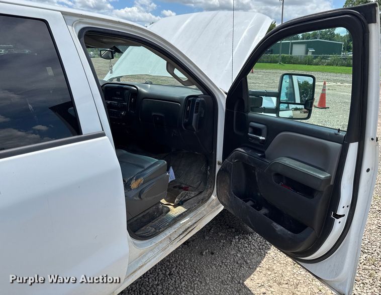 image for item DU9244 2016 Chevrolet Silverado 2500HD Crew Cab pickup truck