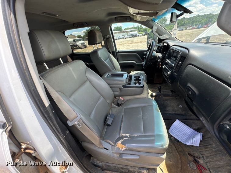 image for item DU9244 2016 Chevrolet Silverado 2500HD Crew Cab pickup truck