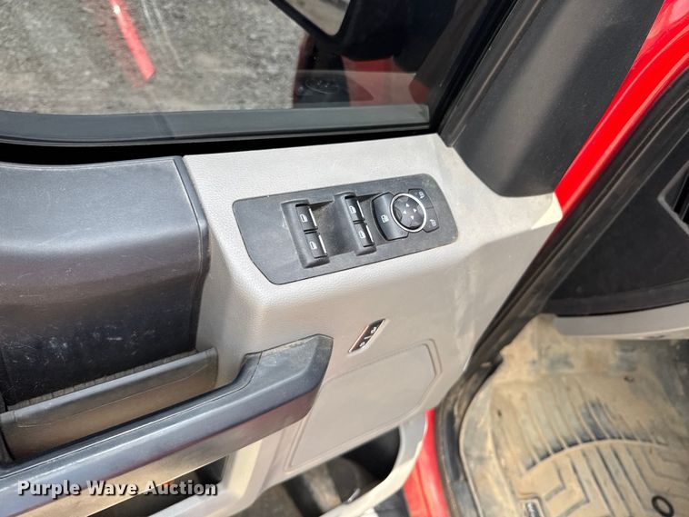 image for item DU9245 2019 Ford F150 STX SuperCrew pickup truck