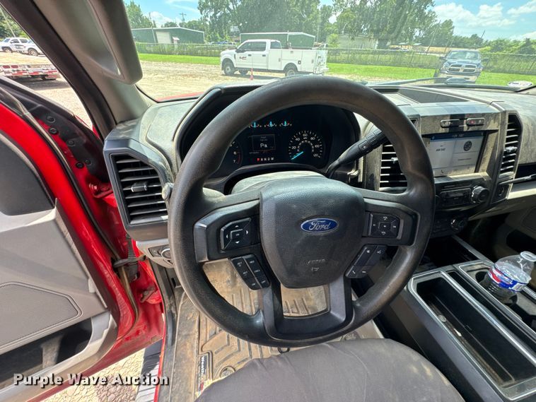 image for item DU9245 2019 Ford F150 STX SuperCrew pickup truck