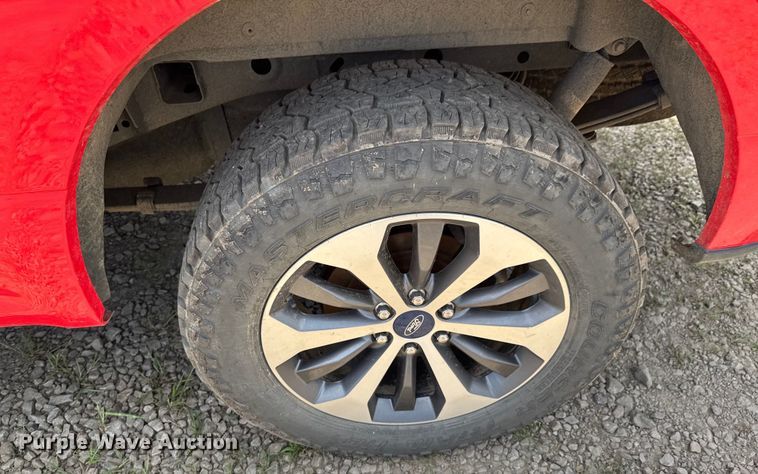 image for item DU9245 2019 Ford F150 STX SuperCrew pickup truck