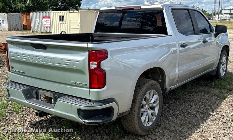 image for item DU9246 2021 Chevrolet Silverado 1500 Crew Cab pickup truck