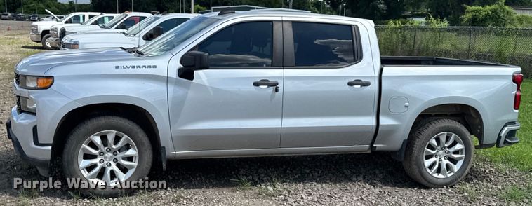 image for item DU9246 2021 Chevrolet Silverado 1500 Crew Cab pickup truck