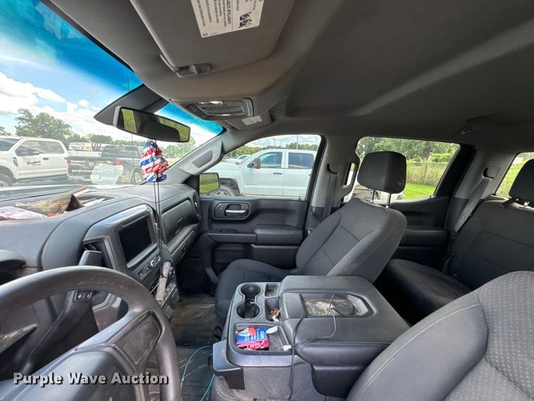 image for item DU9246 2021 Chevrolet Silverado 1500 Crew Cab pickup truck