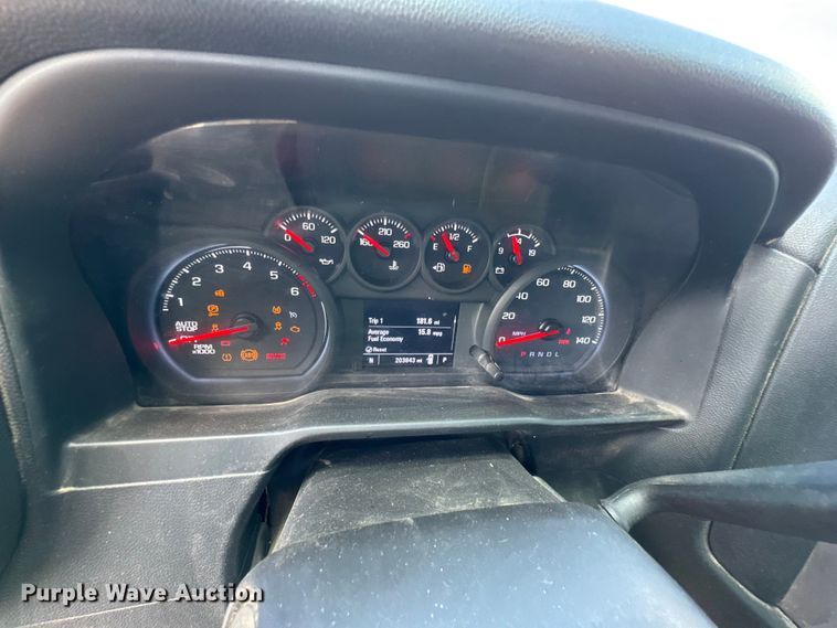 image for item DU9246 2021 Chevrolet Silverado 1500 Crew Cab pickup truck