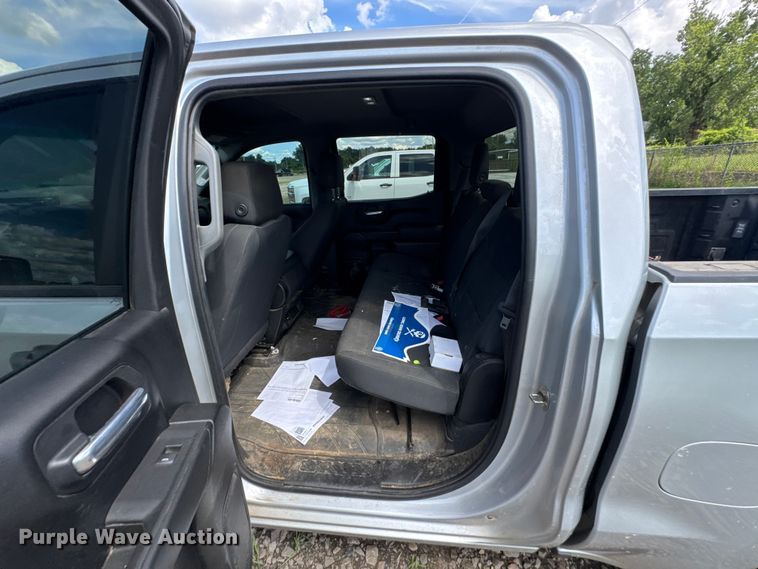 image for item DU9246 2021 Chevrolet Silverado 1500 Crew Cab pickup truck