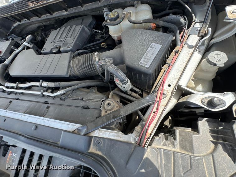 image for item DU9246 2021 Chevrolet Silverado 1500 Crew Cab pickup truck