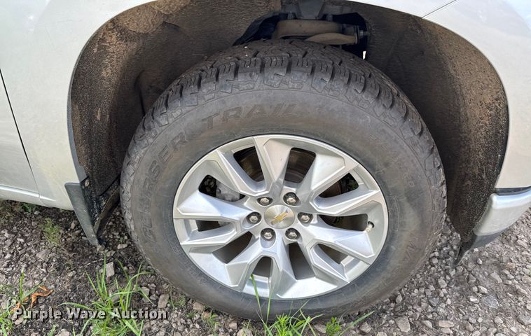 image for item DU9246 2021 Chevrolet Silverado 1500 Crew Cab pickup truck