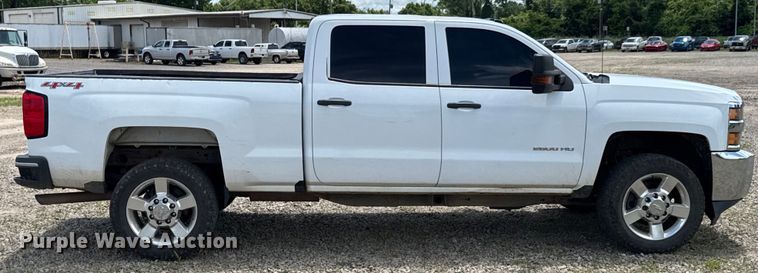 image for item DU9248 2016 Chevrolet Silverado 2500HD Crew Cab pickup truck