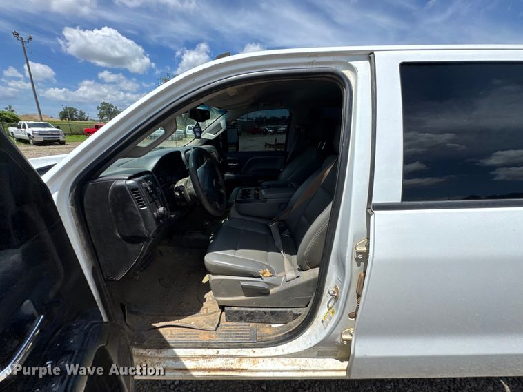 image for item DU9248 2016 Chevrolet Silverado 2500HD Crew Cab pickup truck