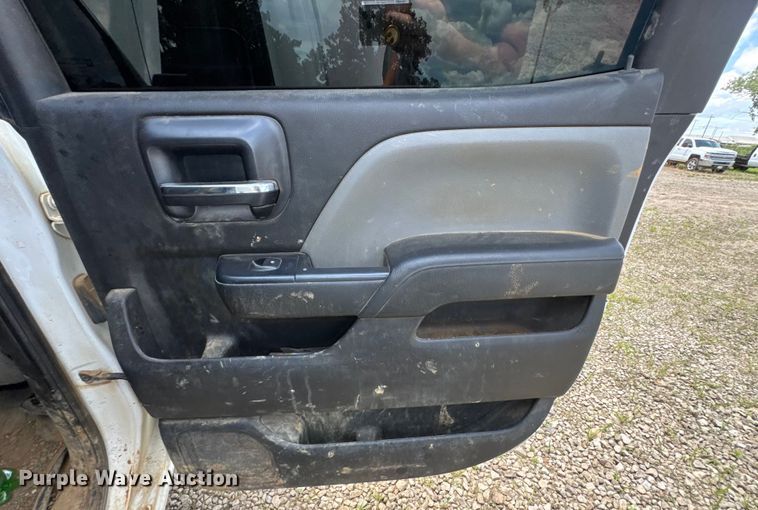 image for item DU9248 2016 Chevrolet Silverado 2500HD Crew Cab pickup truck