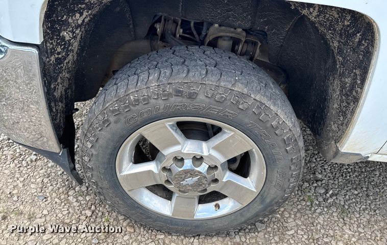 image for item DU9248 2016 Chevrolet Silverado 2500HD Crew Cab pickup truck