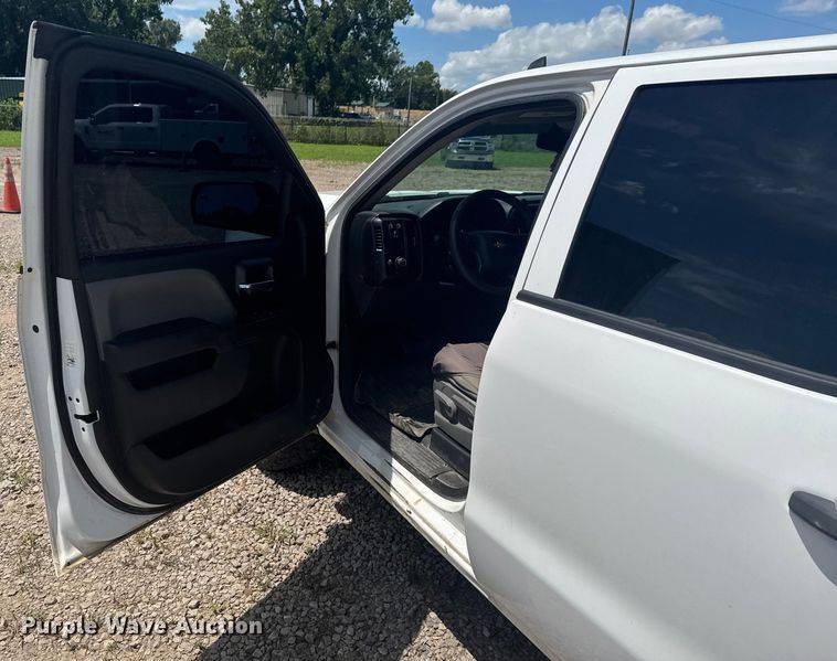 image for item DU9250 2017 Chevrolet Silverado 1500 Crew Cab pickup truck