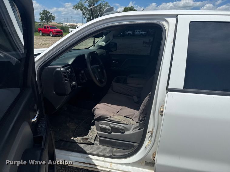 image for item DU9250 2017 Chevrolet Silverado 1500 Crew Cab pickup truck