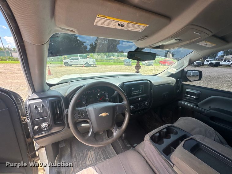 image for item DU9250 2017 Chevrolet Silverado 1500 Crew Cab pickup truck