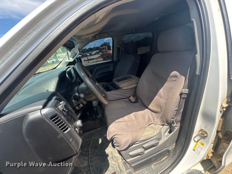 image for item DU9250 2017 Chevrolet Silverado 1500 Crew Cab pickup truck