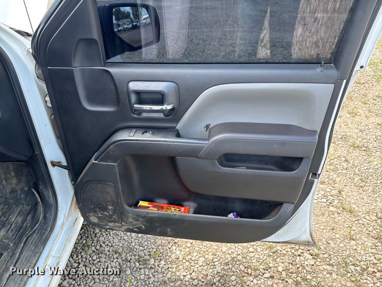 image for item DU9250 2017 Chevrolet Silverado 1500 Crew Cab pickup truck